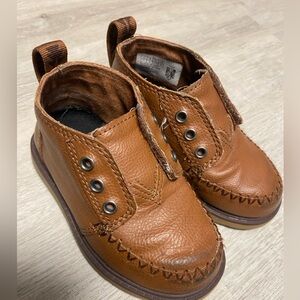 Tom’s toddler boots size 7